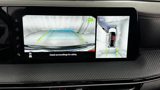 2025 Nissan Kicks SR FWD