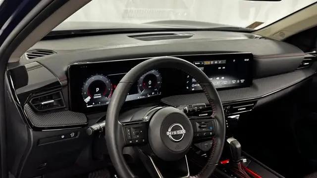 2025 Nissan Kicks SR FWD