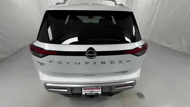 2025 Nissan Pathfinder Platinum 4WD