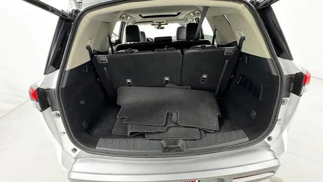 2025 Nissan Pathfinder Platinum 4WD
