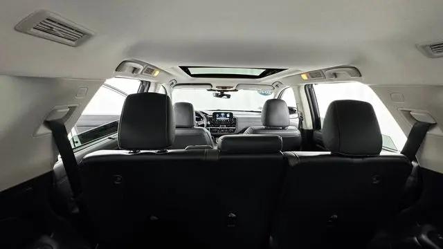 2025 Nissan Pathfinder Platinum 4WD