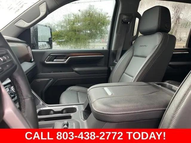 2025 GMC Sierra 3500HD 4WD Crew Cab Standard Bed Denali