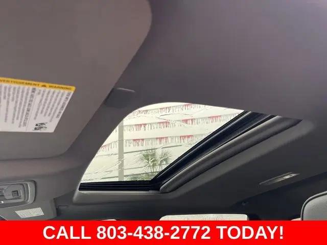 2025 GMC Sierra 3500HD 4WD Crew Cab Standard Bed Denali