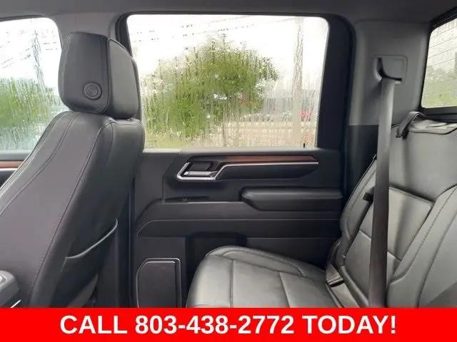 2025 GMC Sierra 3500HD 4WD Crew Cab Standard Bed Denali