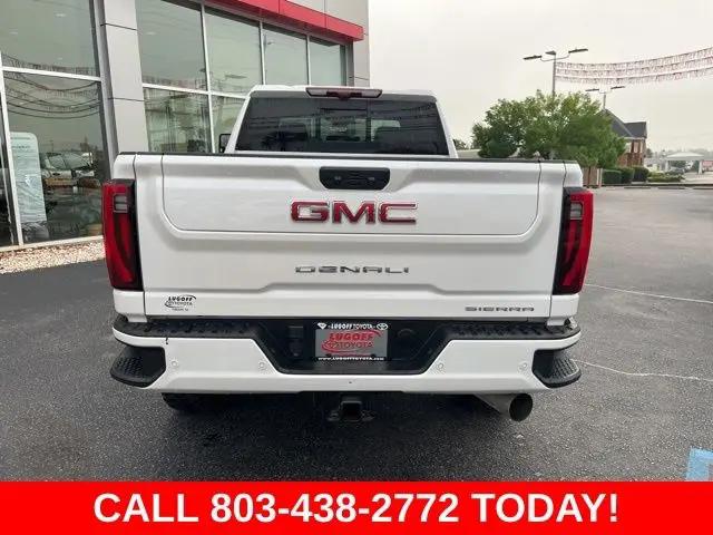 2025 GMC Sierra 3500HD 4WD Crew Cab Standard Bed Denali