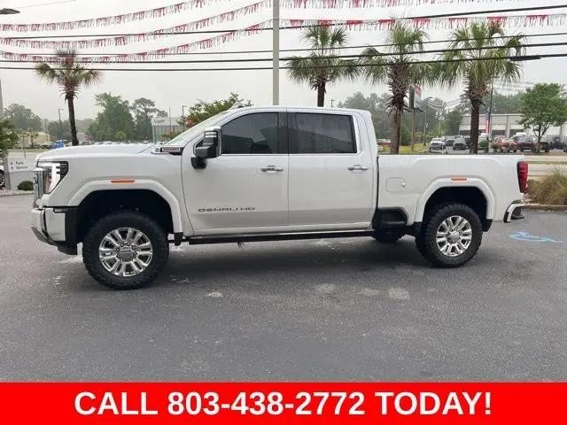 2025 GMC Sierra 3500HD 4WD Crew Cab Standard Bed Denali