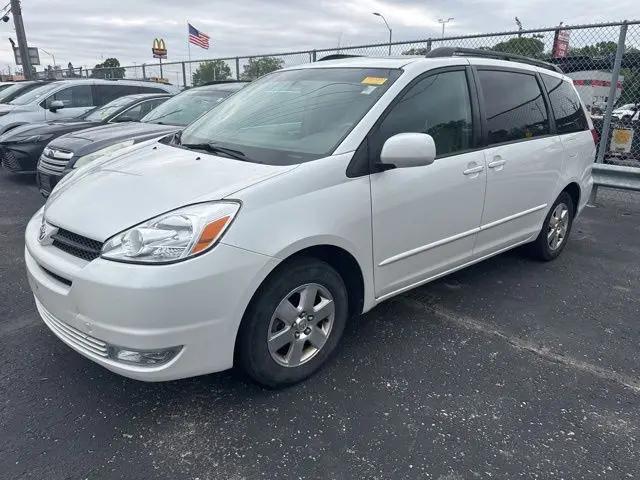 2005 Toyota Sienna XLE