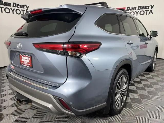 2020 Toyota Highlander Platinum
