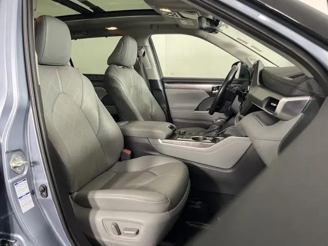 2020 Toyota Highlander Platinum