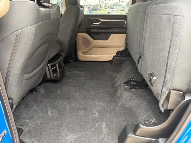 2021 Ram 1500 Big Horn Crew Cab 4x4 5'7" Box