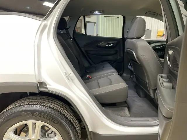 2024 GMC Terrain FWD SLE