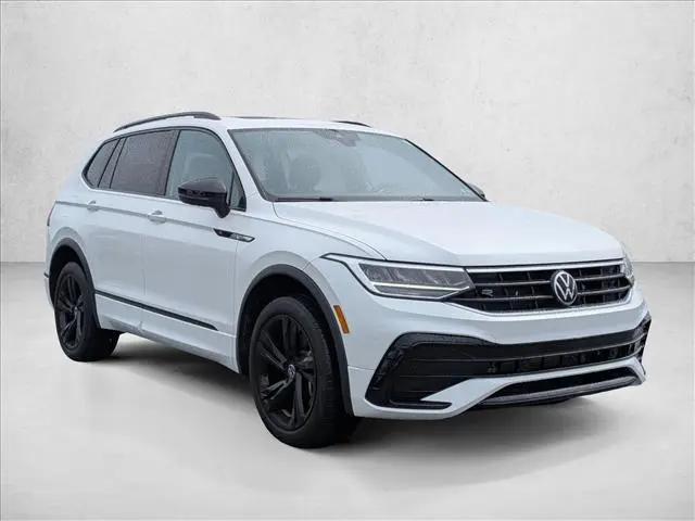 2023 Volkswagen Tiguan 2.0T SE R-Line Black