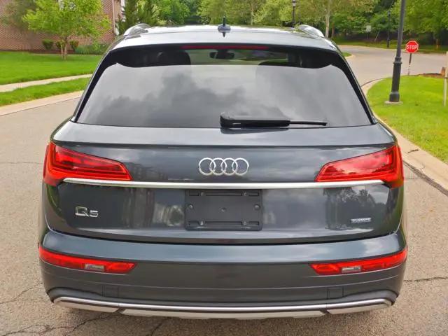 2023 Audi Q5 Premium 40 TFSI quattro S tronic