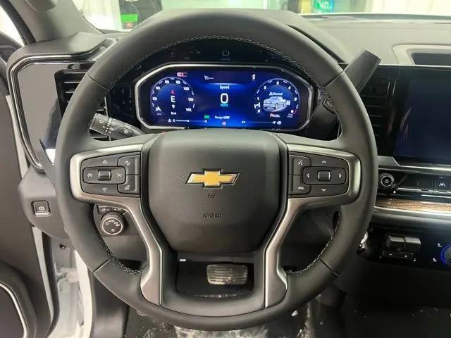 2026 Chevrolet Silverado 1500 4WD Crew Cab Standard Bed LT