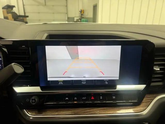 2026 Chevrolet Silverado 1500 4WD Crew Cab Standard Bed LT