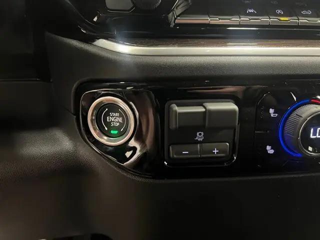 2026 Chevrolet Silverado 1500 4WD Crew Cab Standard Bed LT