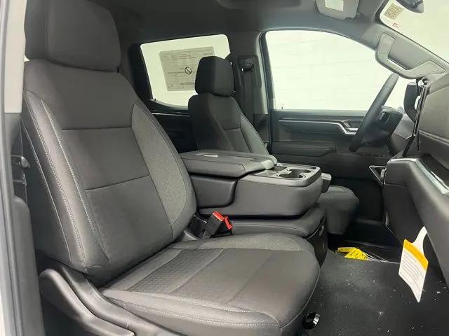 2026 Chevrolet Silverado 1500 4WD Crew Cab Standard Bed LT