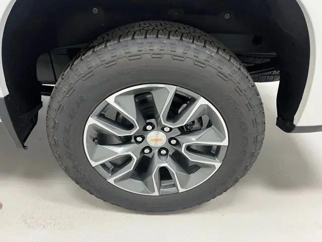 2026 Chevrolet Silverado 1500 4WD Crew Cab Standard Bed LT