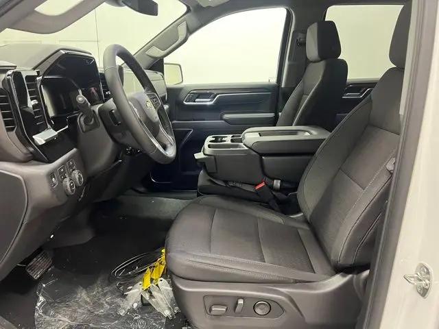 2026 Chevrolet Silverado 1500 4WD Crew Cab Standard Bed LT