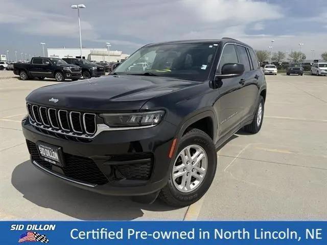 2023 Jeep Grand Cherokee Laredo 4x4 for sale in Lincoln, NE