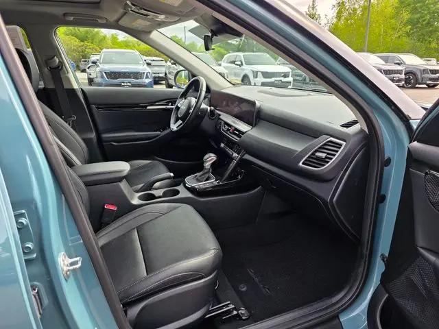 2025 Kia Seltos EX