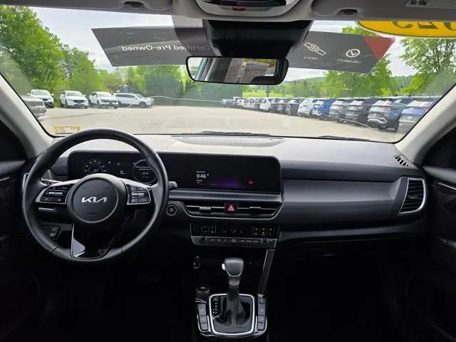 2025 Kia Seltos EX