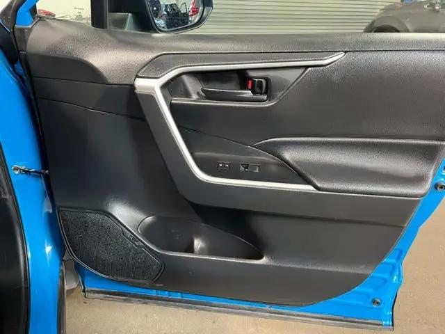 2019 Toyota RAV4 Hybrid LE