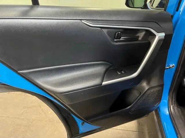 2019 Toyota RAV4 Hybrid LE