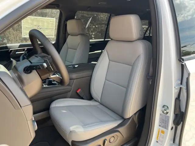 2026 Chevrolet Suburban Z71, 4WD