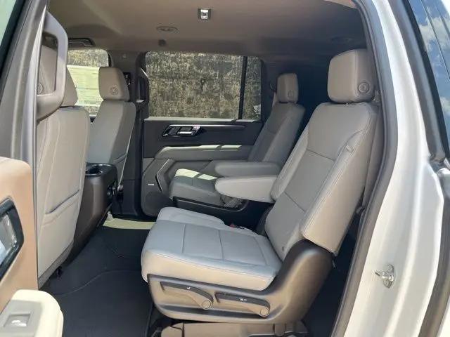 2026 Chevrolet Suburban Z71, 4WD