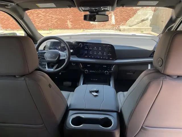 2026 Chevrolet Suburban Z71, 4WD