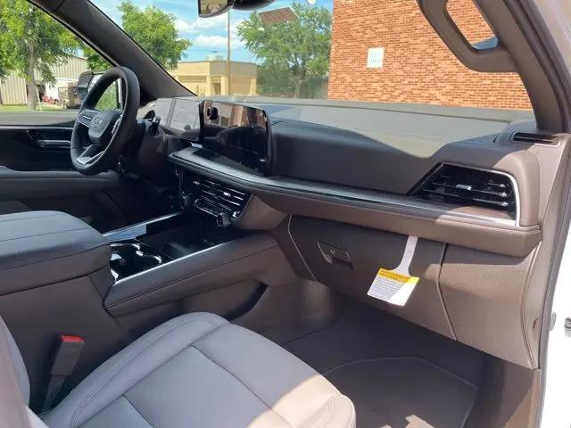 2026 Chevrolet Suburban Z71, 4WD