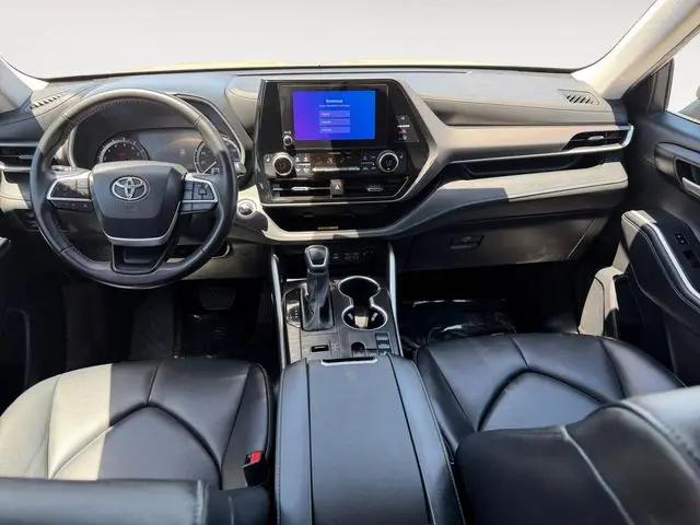 2024 Toyota Highlander XLE