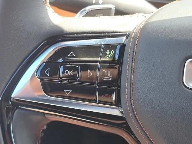 2026 Jeep Grand Cherokee L Summit 4x4