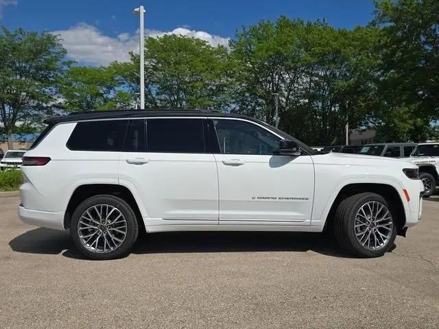2026 Jeep Grand Cherokee L Summit 4x4