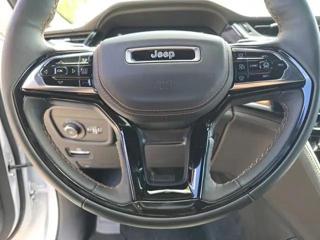 2026 Jeep Grand Cherokee L Summit 4x4