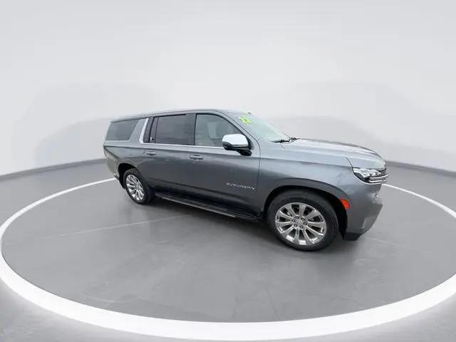 2022 Chevrolet Suburban 4WD Premier