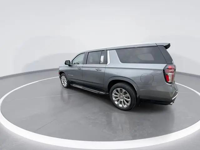 2022 Chevrolet Suburban 4WD Premier
