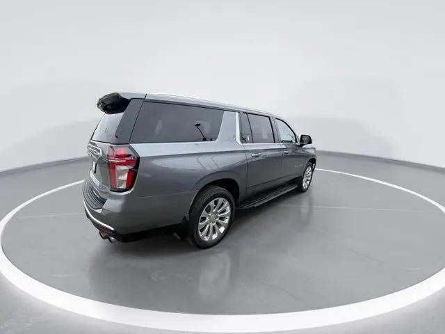 2022 Chevrolet Suburban 4WD Premier