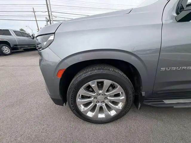 2022 Chevrolet Suburban 4WD Premier