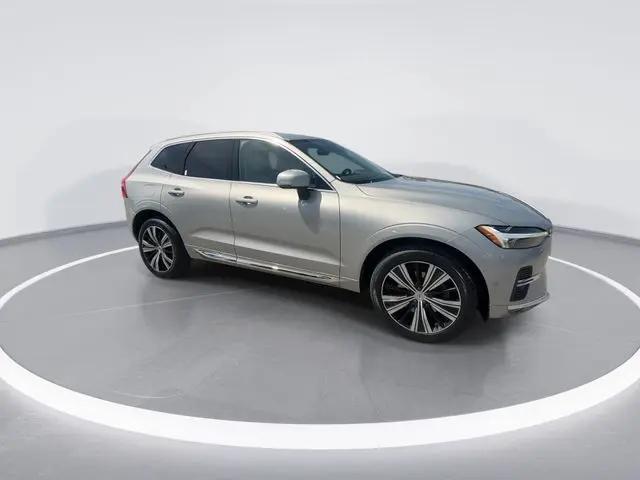 2022 Volvo XC60 B6 Inscription