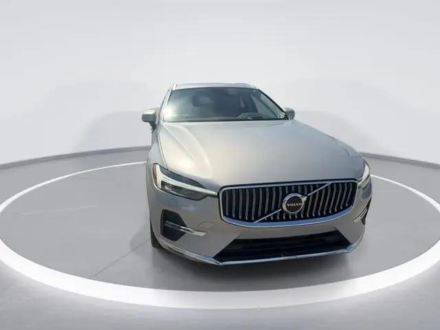 2022 Volvo XC60 B6 Inscription