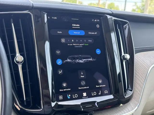 2022 Volvo XC60 B6 Inscription