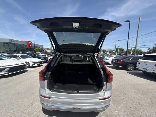 2022 Volvo XC60 B6 Inscription