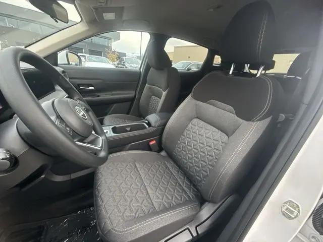 2025 Nissan Kicks SV Intelligent AWD