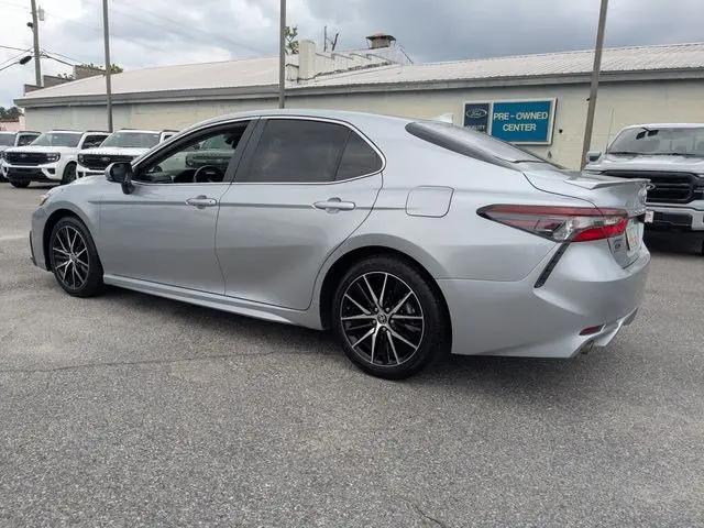 2024 Toyota Camry SE