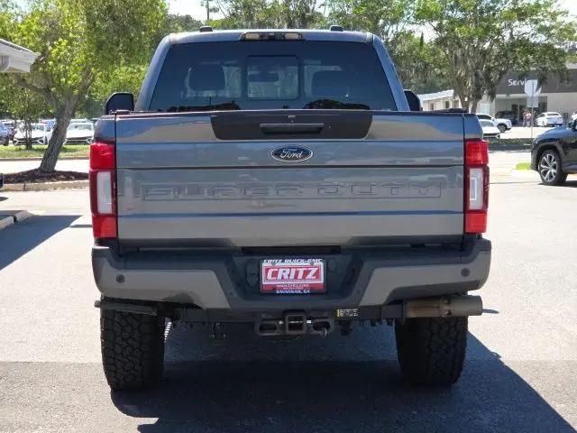 2022 Ford F-350 LARIAT