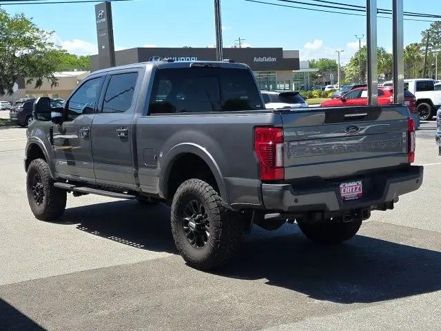 2022 Ford F-350 LARIAT