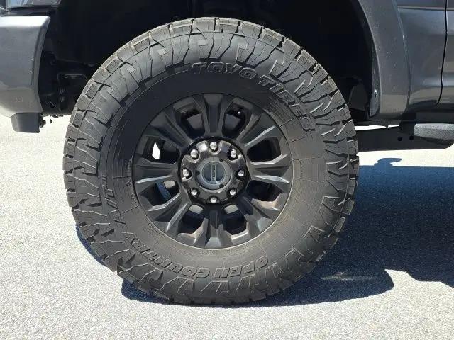 2022 Ford F-350 LARIAT