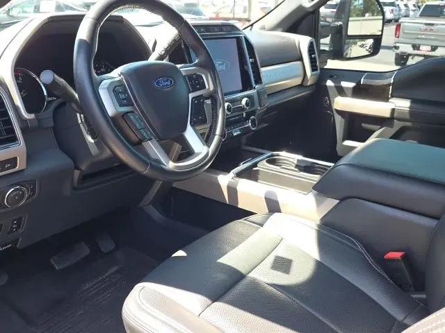 2022 Ford F-350 LARIAT